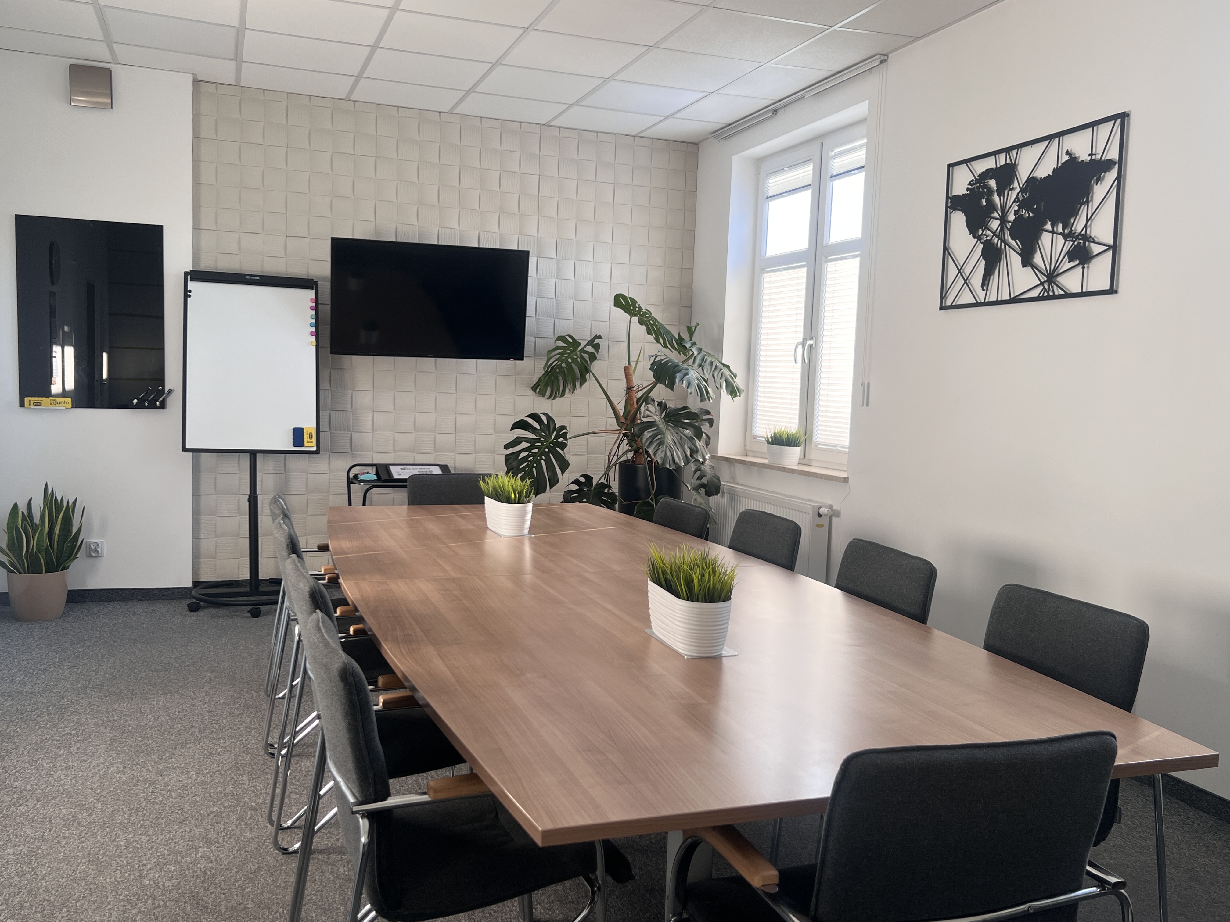 Punkt obsługi korespondencji - skanowanie i przesyłki